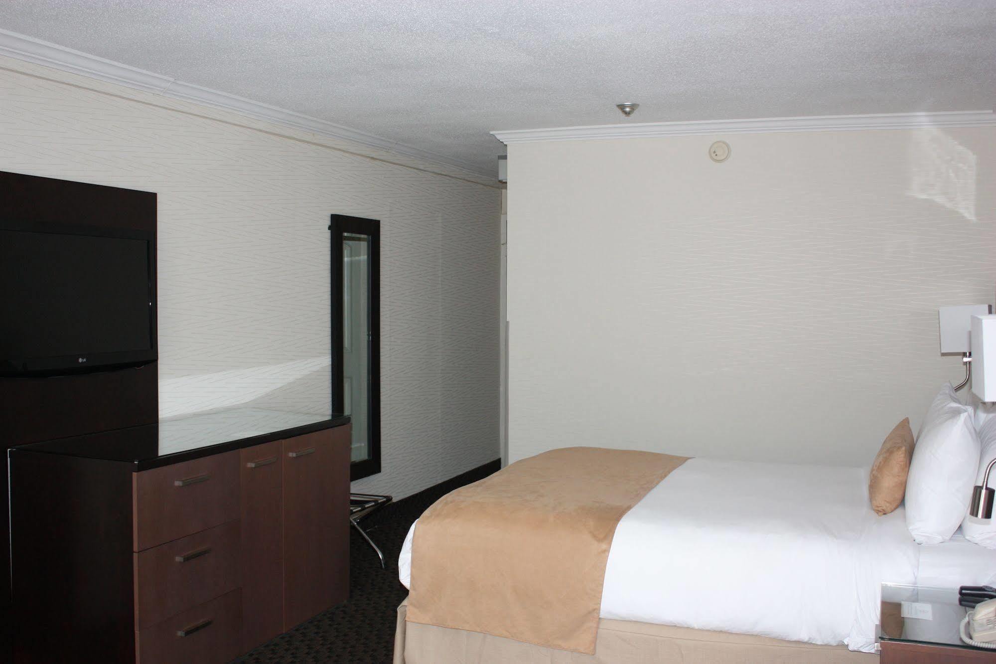 Radisson 3*